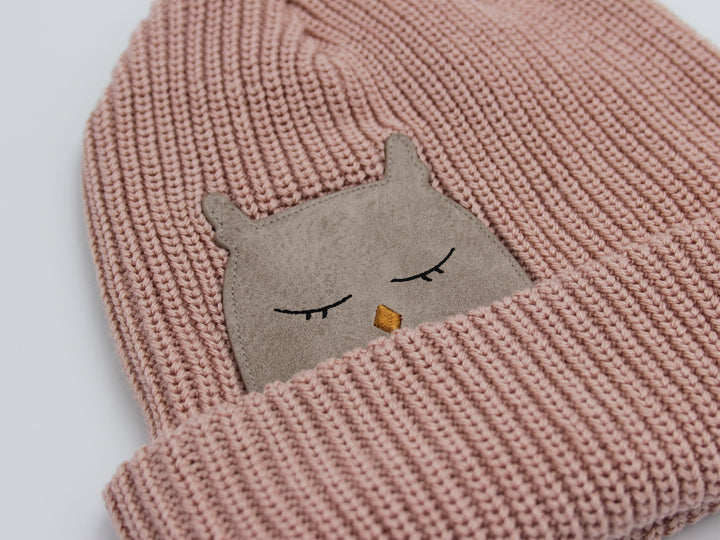 Mütze Kids Rose Quartz mit Eule in Grobstrick